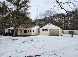 N8128 County Road F, Portage, WI 53901