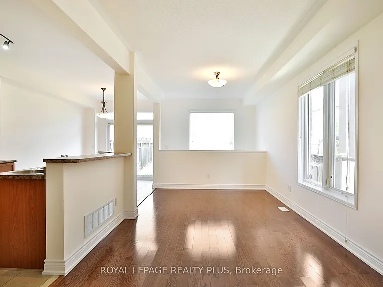 3877 Stardust Dr — Photo 7