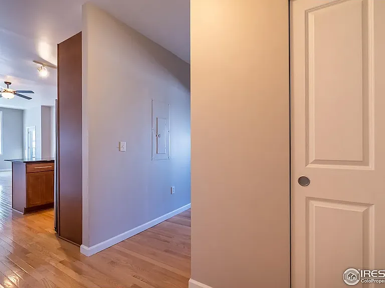 1950 N Logan St #804 — Photo 15