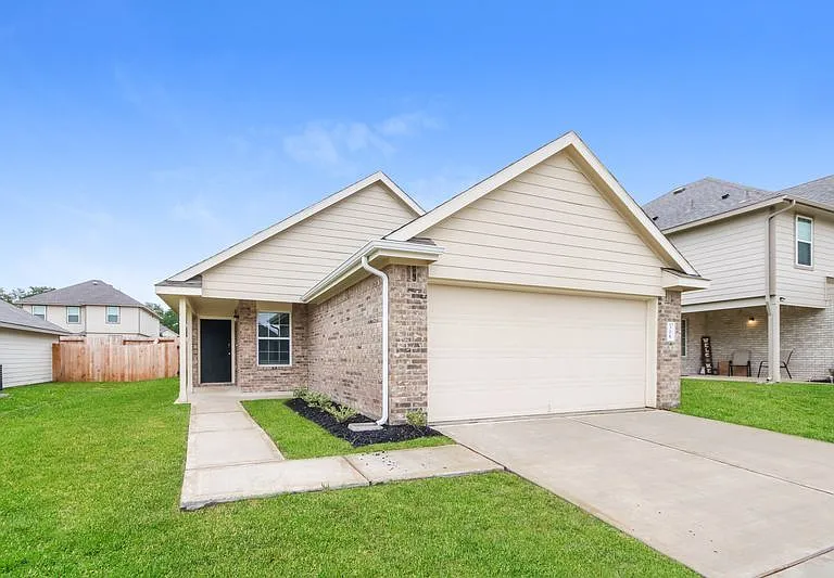 308 Fallow Deer Dr — Photo 1