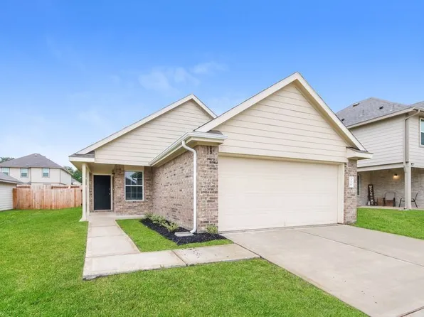 308 Fallow Deer Dr, Huntsville, TX 77320