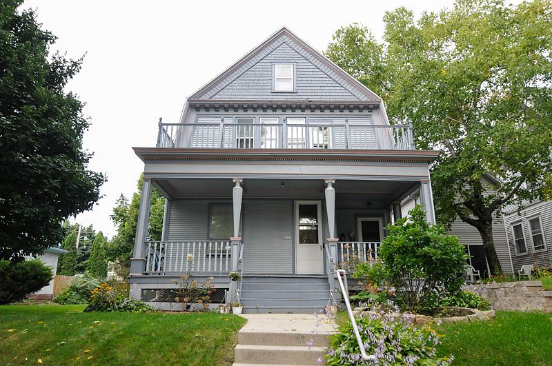 1st image of 2921 N Bartlett Ave
