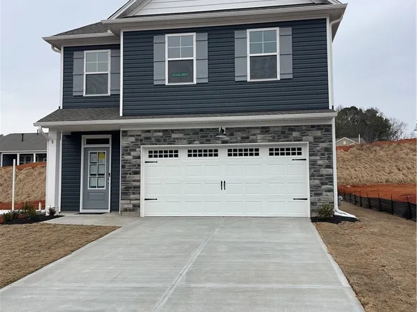 8 Gateway Dr, Central, SC 29630