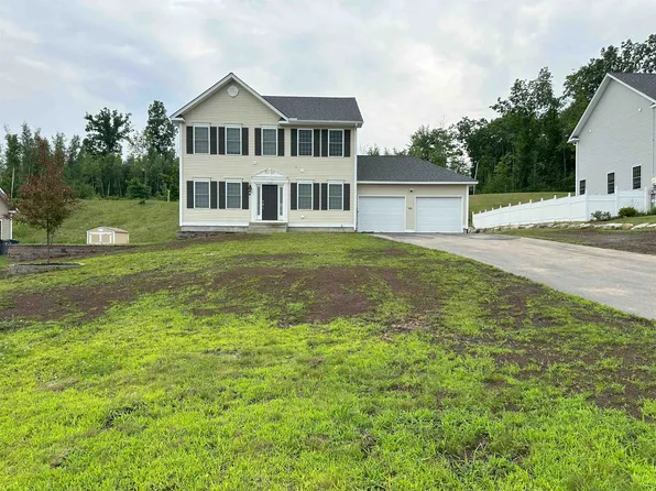 183 Brookview Drive, Hooksett, NH 03106