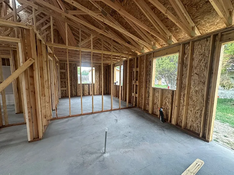205 E 8th Ave — Photo 3