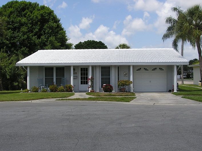 2nd image of 5447 Magnolia Trl