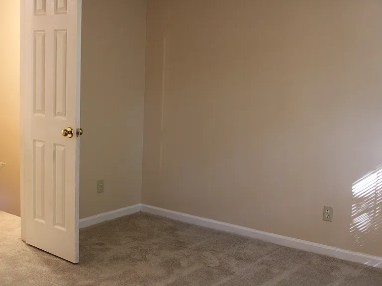 230 Blackbird Ct — Photo 12