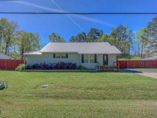 141 W McKinley Ave, Haughton, LA 71037