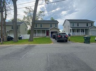 140 Ambrose St, Springfield, MA 01109