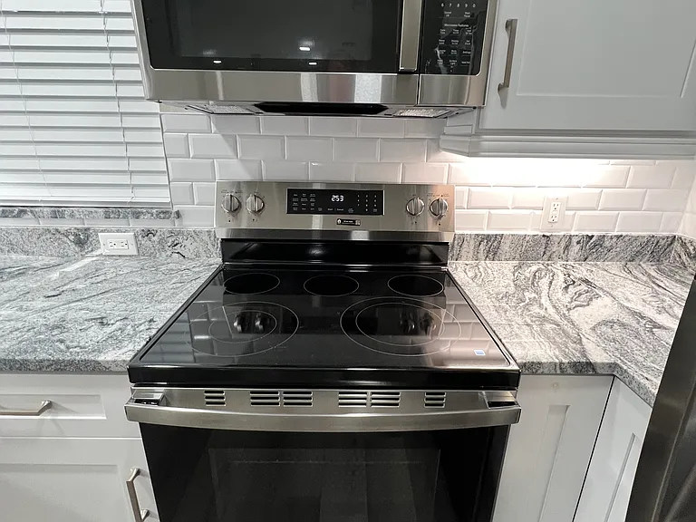 745 James St #201 — Photo 3