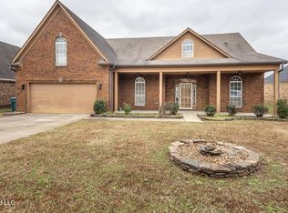 8391 Olivia Ln, Southaven, MS 38672