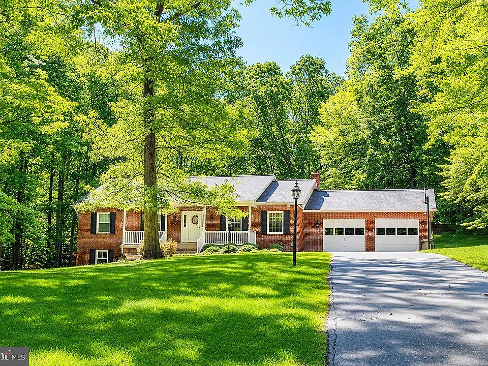 1st image of 8809 Dove Dr