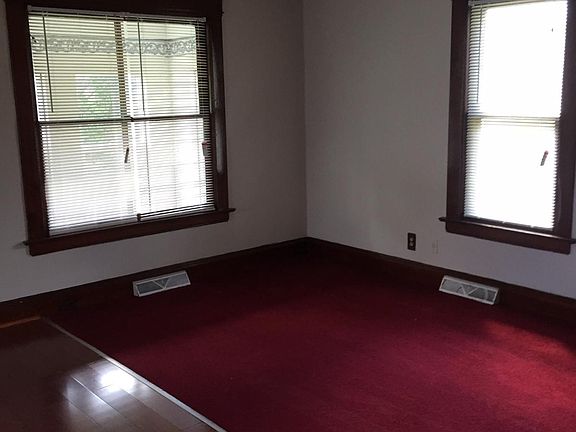 5th image of 2307 Upton Ave