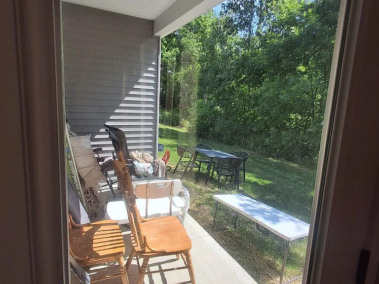 1002 Emilee Ct — Photo 16