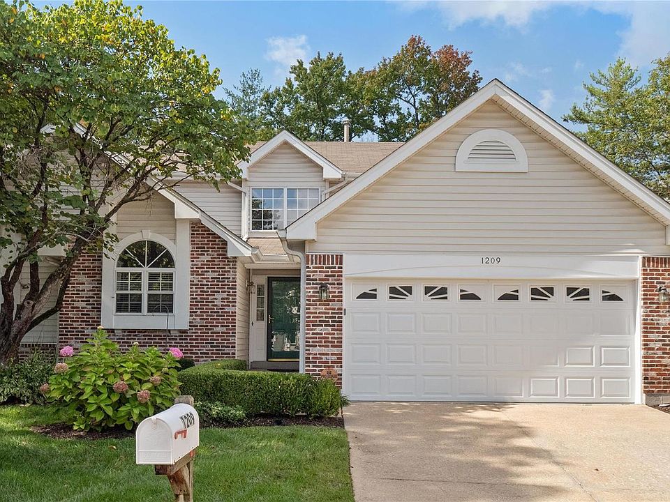 1st image of 1209 Moorland Woods Ct