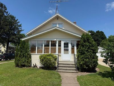 27 E 14th St, Clintonville, WI, 54929