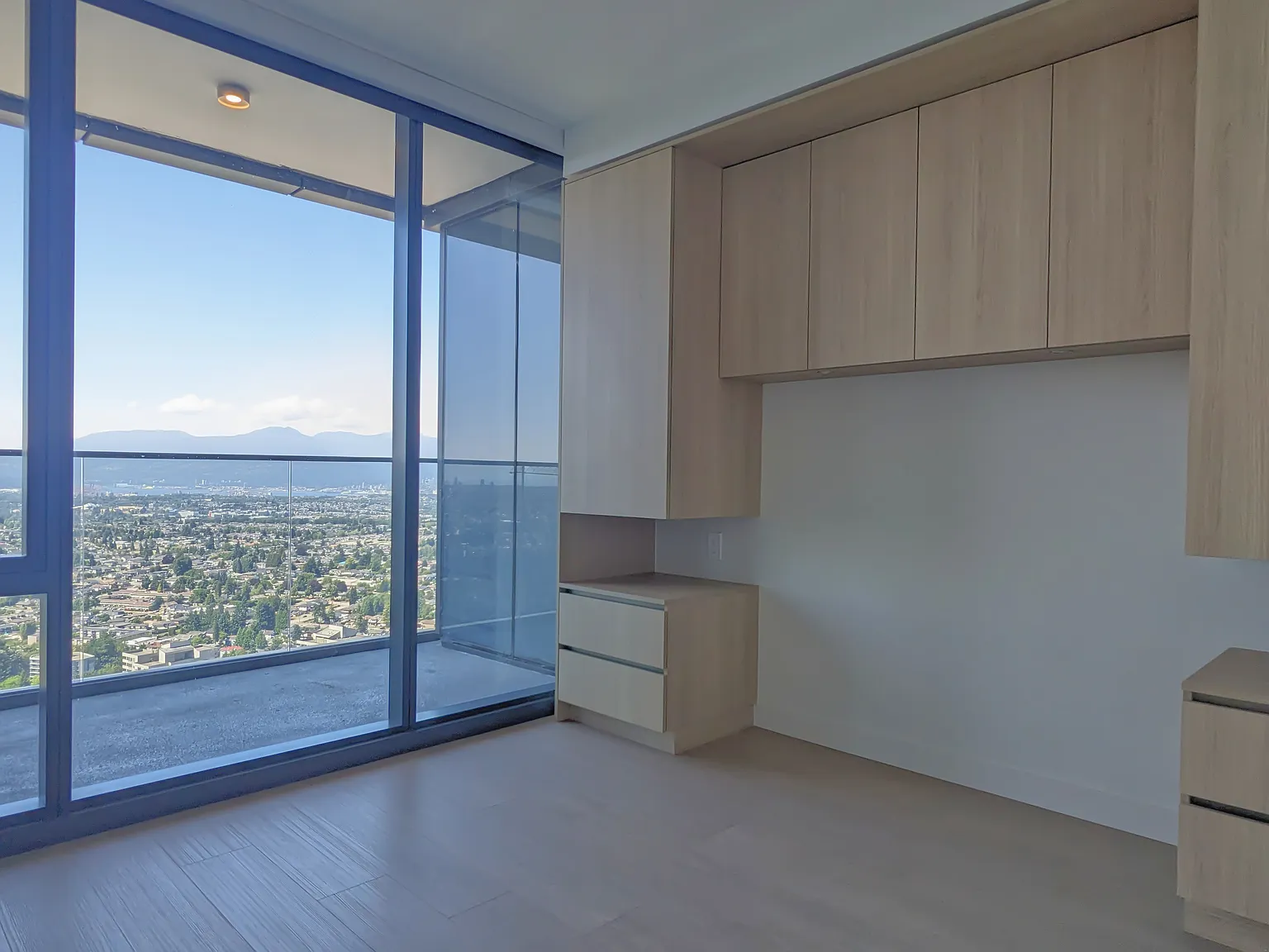 1 bed, 563 sqft, $2,800 — Photo 4
