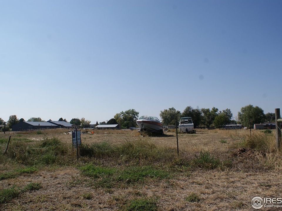 1st image of 225 Aspen Dr