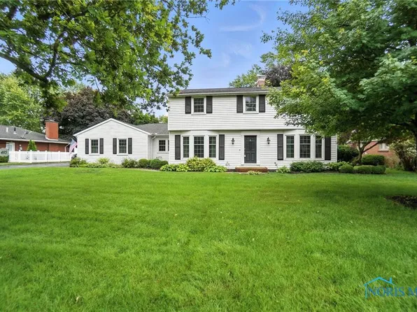 405 Orchard Ln, Findlay, OH 45840