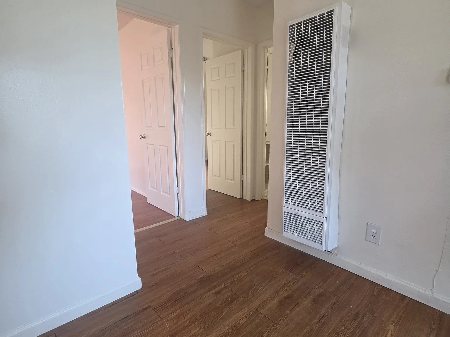 2 bed, $2,400 — Photo 4