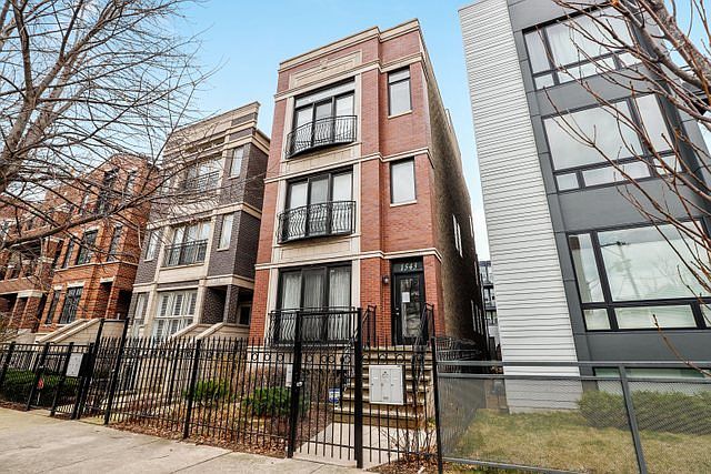 1st image of 1543 W Montana St #3
