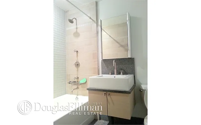 Rented by Douglas Elliman | media 27