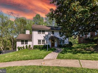3833 N Oakland St, Arlington, VA 22207