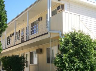 634 S Johnson St APT 2, Iowa City, IA 52240
