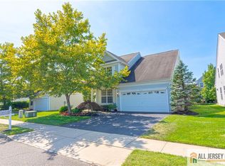 45 Stony Path Dr, Dayton, NJ 08810