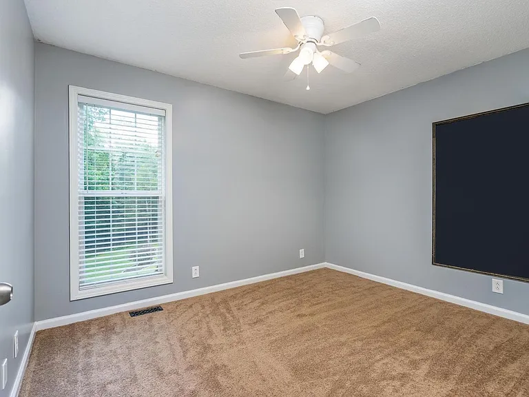 2267 Yeager Dr — Photo 3