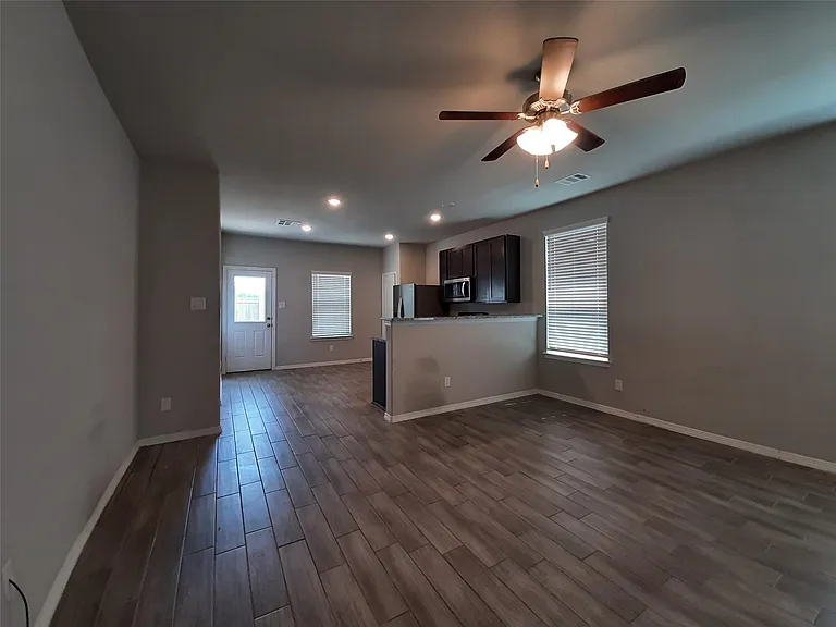 919 Redinger Ridge Dr — Photo 6