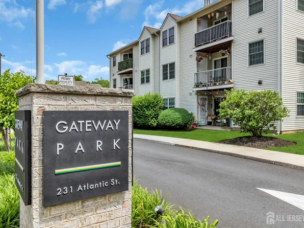 231 Atlantic St Unit 39, Keyport, NJ 07735