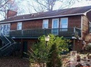 342 Fork Lake Dr, Clinton, NC 28328