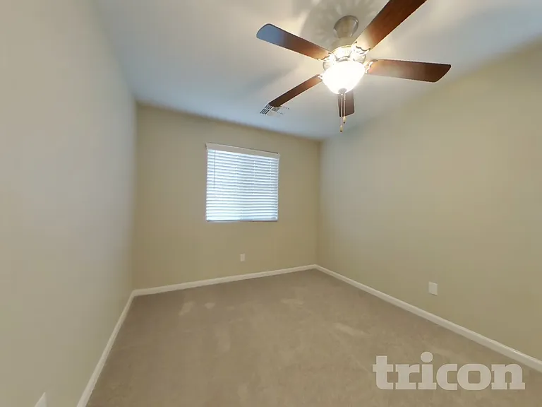 12554 W Hummingbird Ter — Photo 15