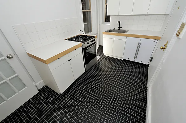 Rented by Aether Property Group | media 6