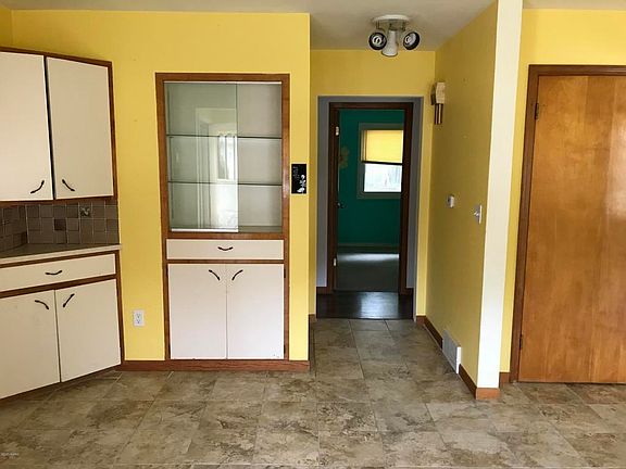 4th image of 1344 54th St SE