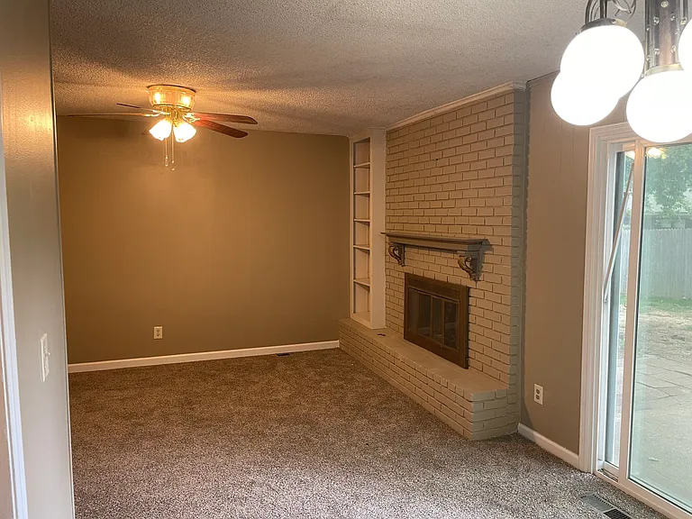 6916 E 71st Pl — Photo 14