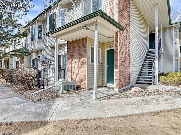 2nd image of 2095 Legacy Ridge Vw APT 101