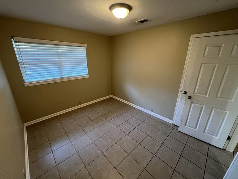 3280 Crestaire Dr — Photo 23