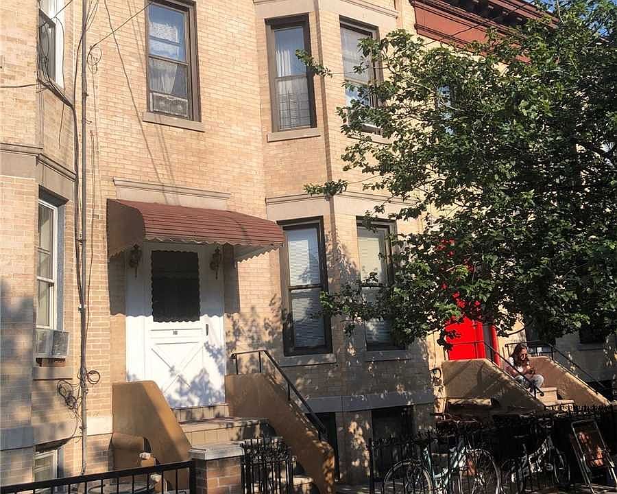 2nd image of 26 Apollo St