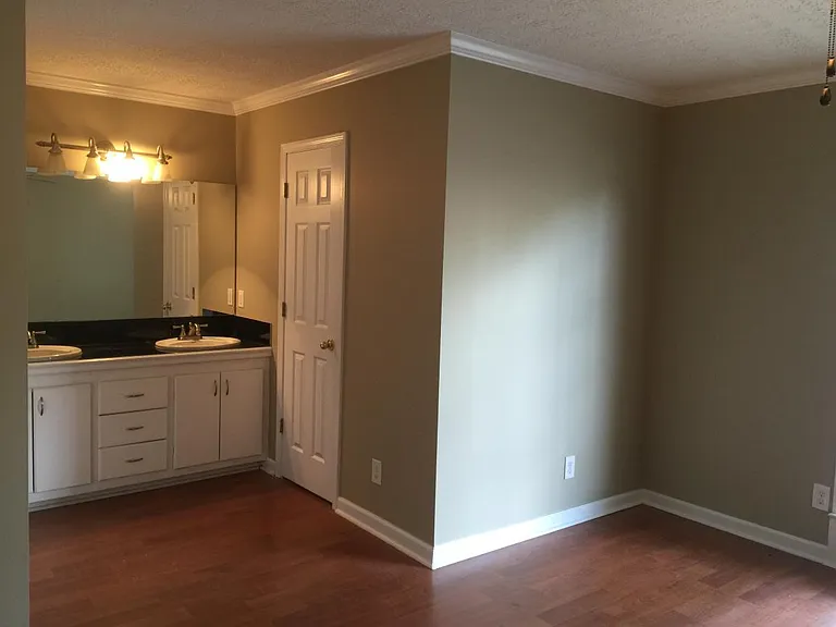 316 Avon Rd — Photo 14