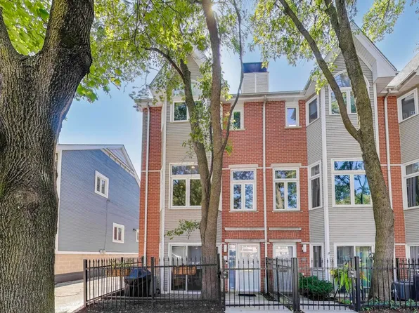 1447 W Wrightwood Ave, Chicago, IL 60614