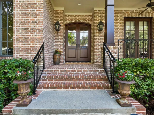 4037 Dumbarton St, Houston, TX 77025