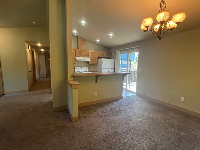 1910 Terrace Ave — Photo 8