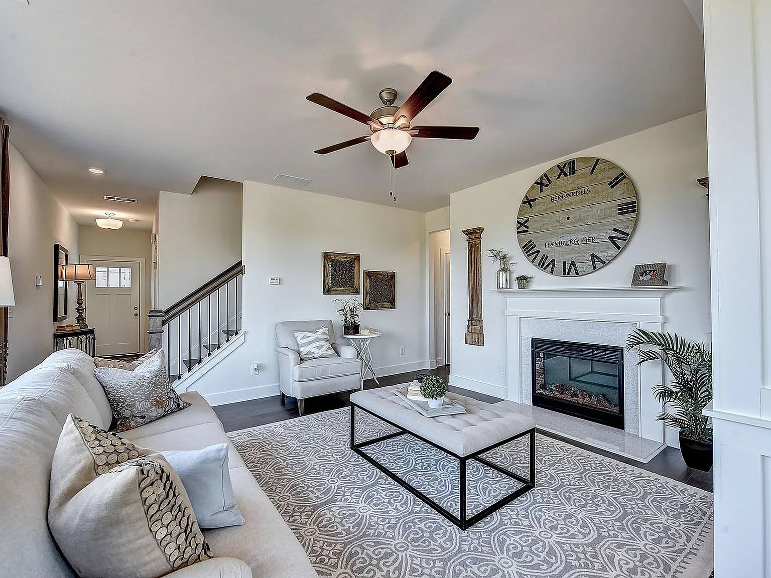 Centennial Ridge — Photo 2