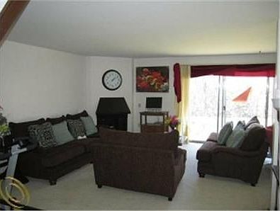 4th image of 25041 Champlaign Dr #1A