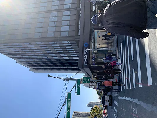 Rented by Bahar Management | media 13