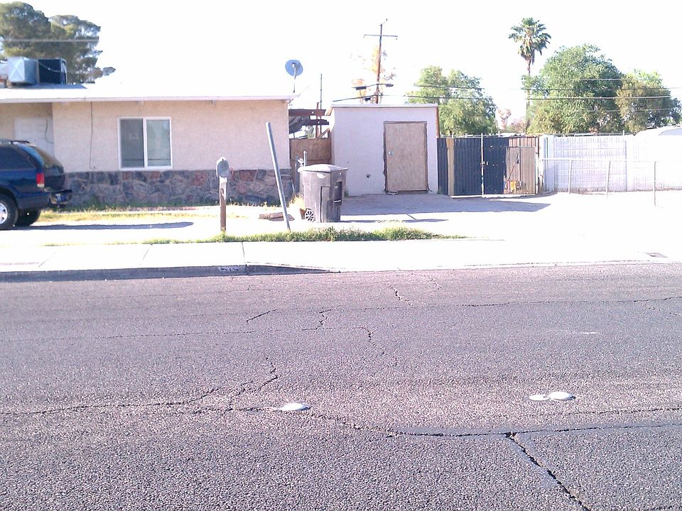 2nd image of 5192 E Bonanza Rd