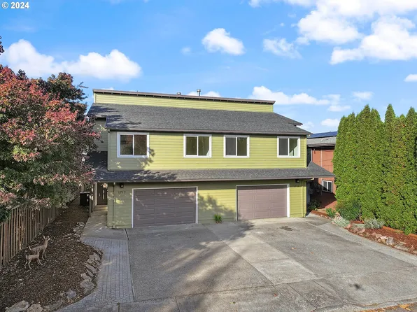 1710 B St, Hood River, OR 97031