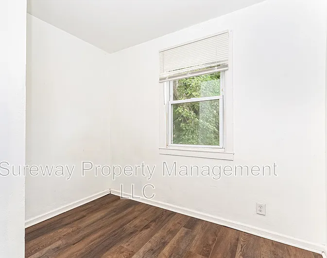 739 Pennsylvania Ave — Photo 13